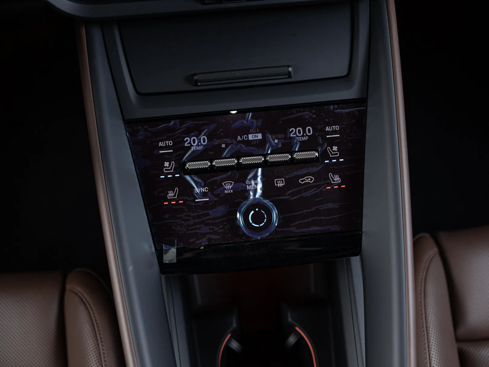 Porsche Macan 4 Electric II, 2025 — экстерьер, фото 17