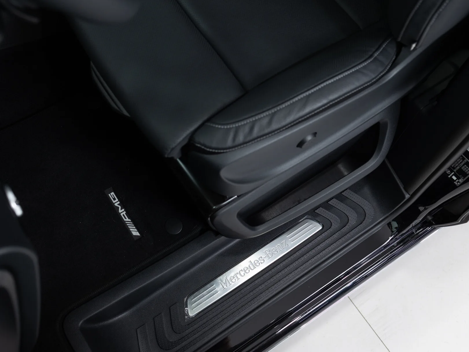 Mercedes-Benz V-Класс Avantgarde III (W447) Рестайлинг 2, 2024 — экстерьер, фото 13