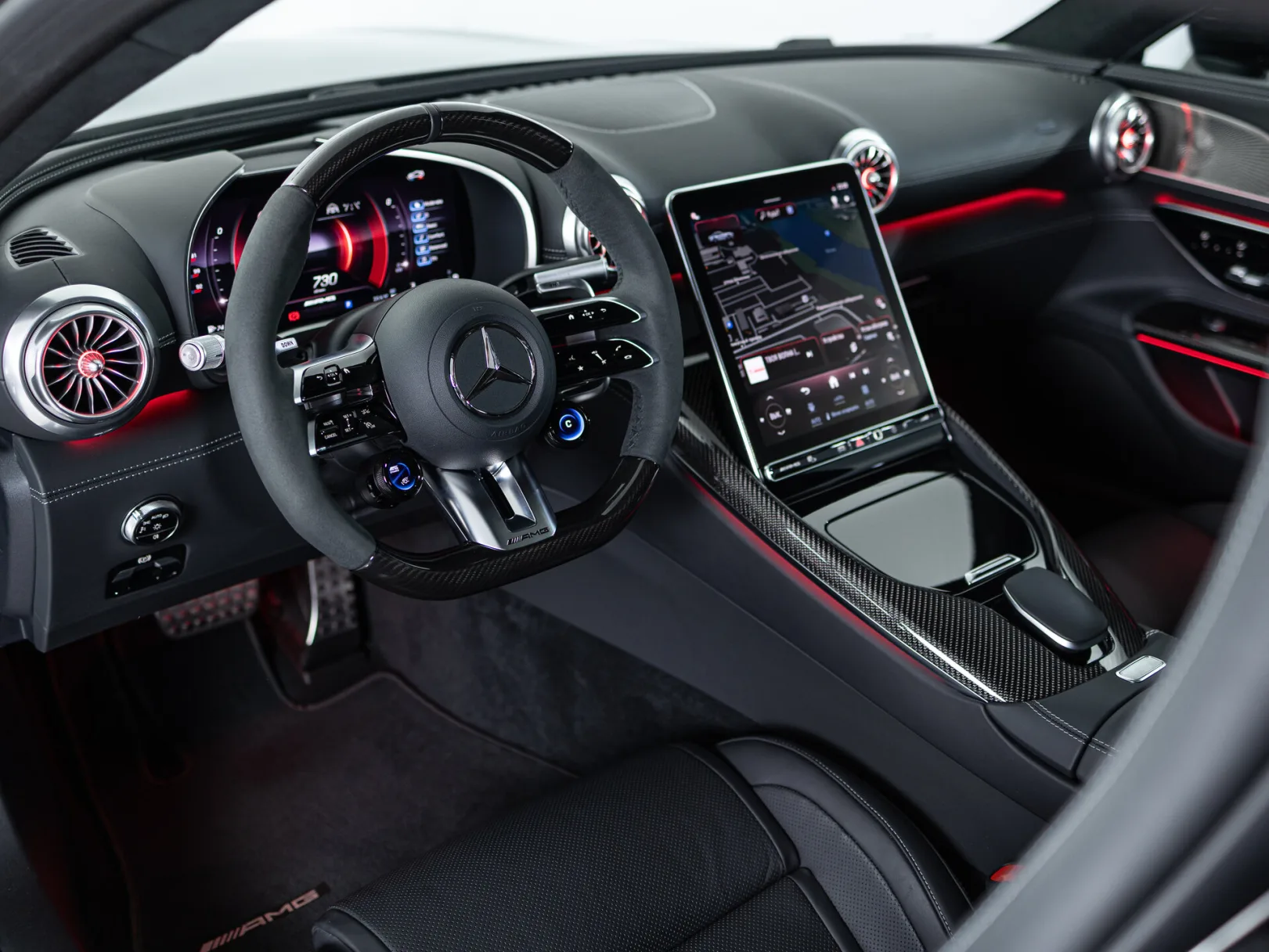 Mercedes-Benz AMG GT 63 II, 2024 — экстерьер, фото 9