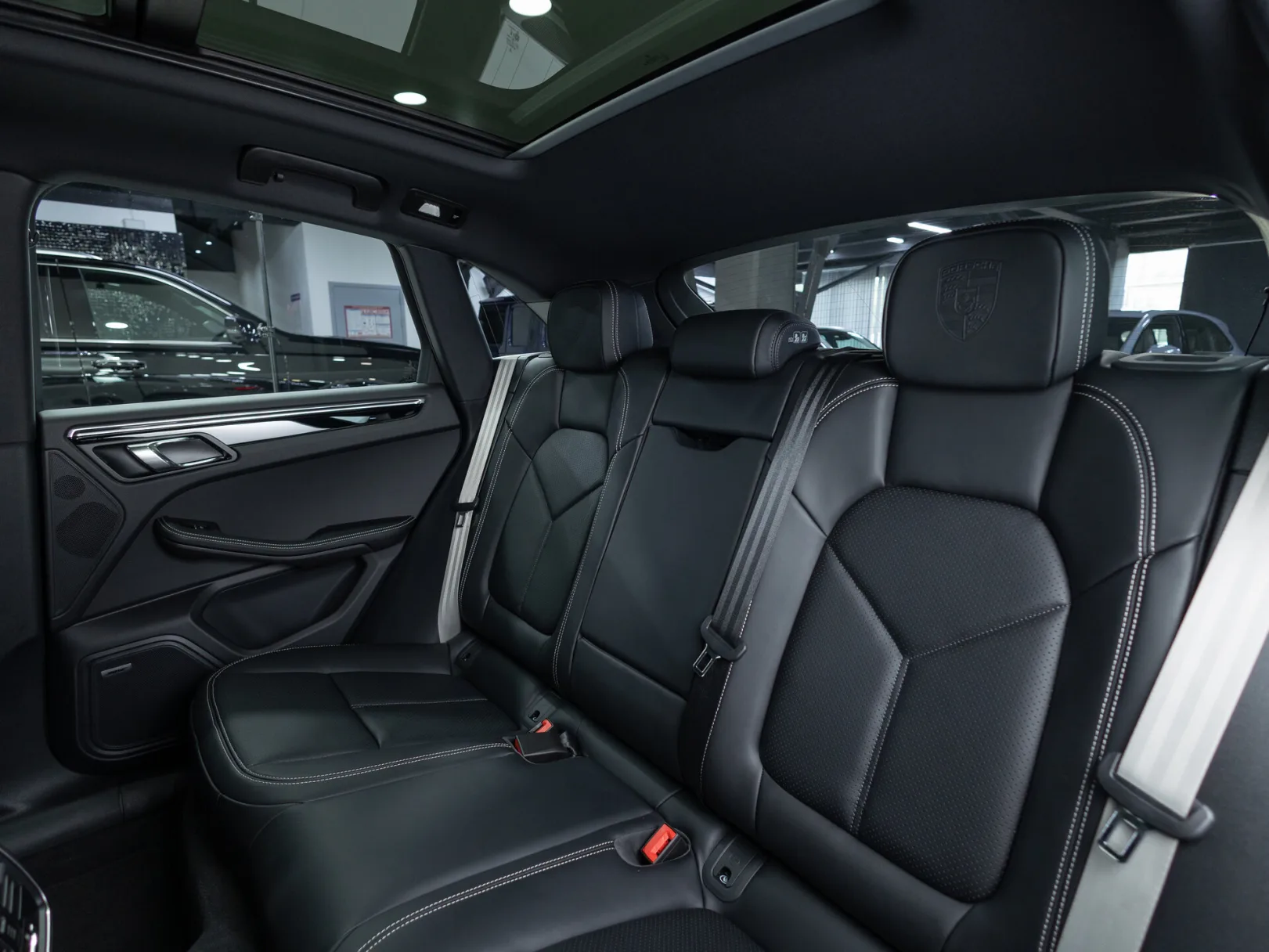 Porsche Macan T I Рестайлинг 2, 2025 — экстерьер, фото 26