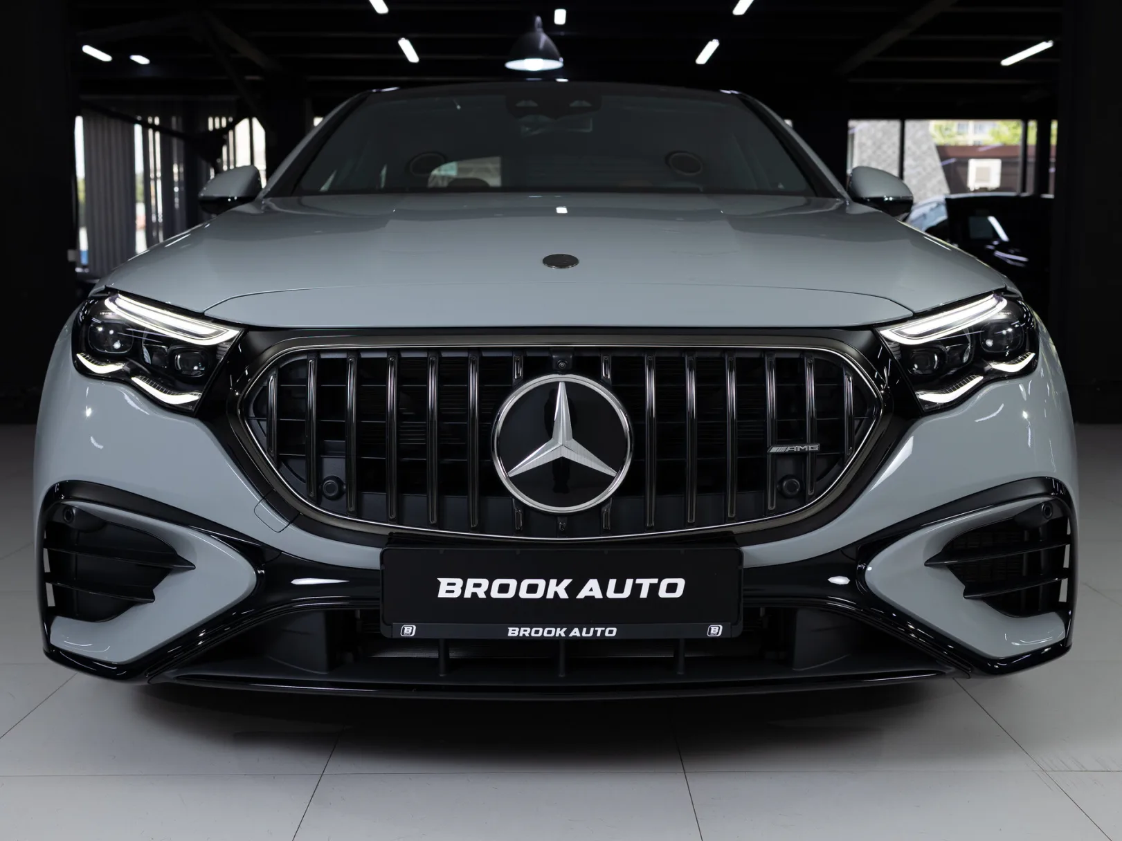 Mercedes-Benz E-Класс AMG E 53 4MATIC+ VI (W214), 2025 — экстерьер, фото 36
