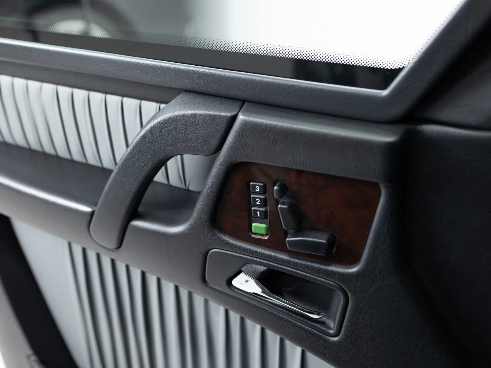 Mercedes-Benz G-Класс AMG I (W463), 2003 — экстерьер, фото 10
