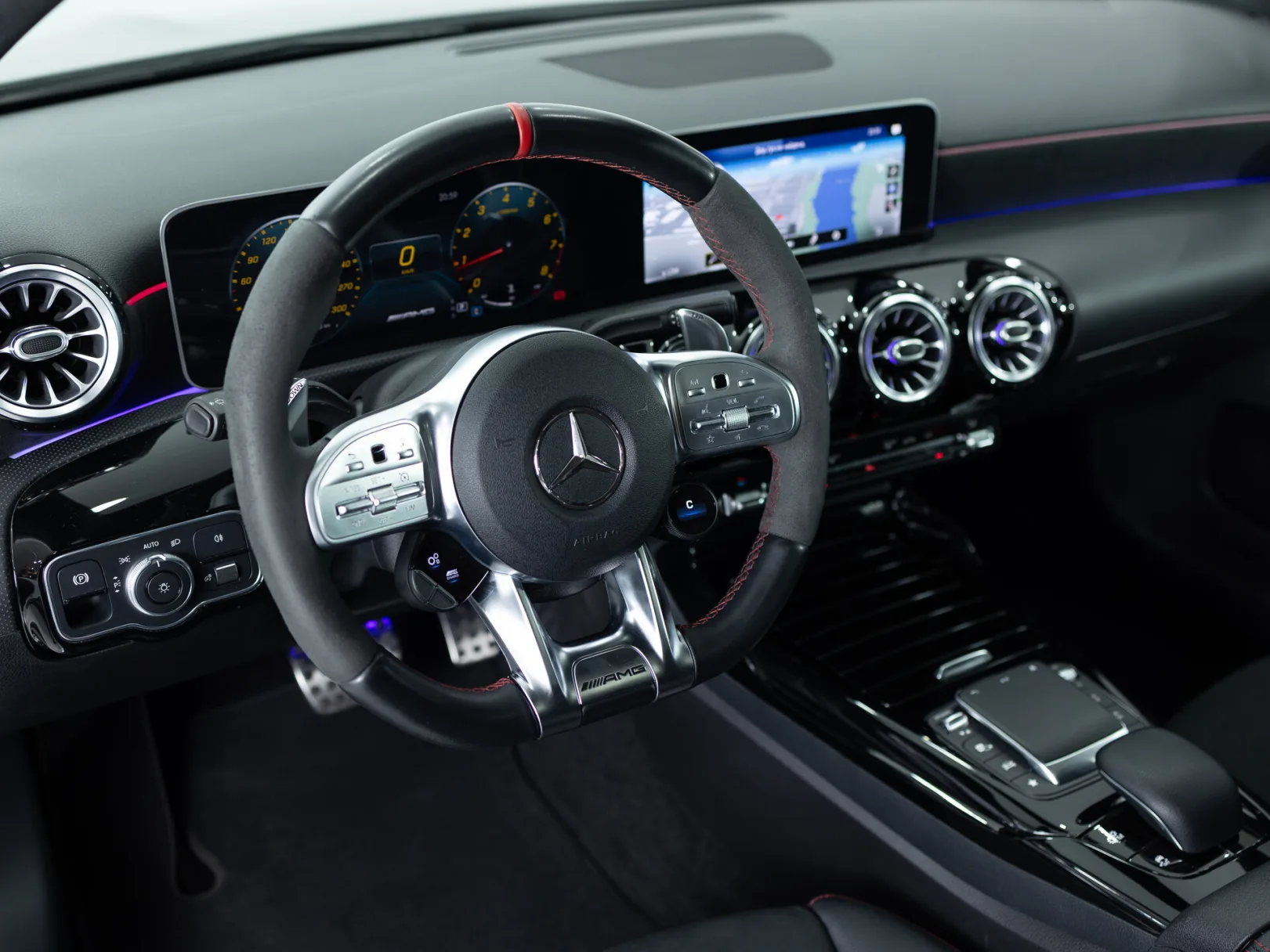 Mercedes-Benz A-Класс AMG A 45 S 4MATIC Особая Серия II (W177), 2020 — экстерьер, фото 9
