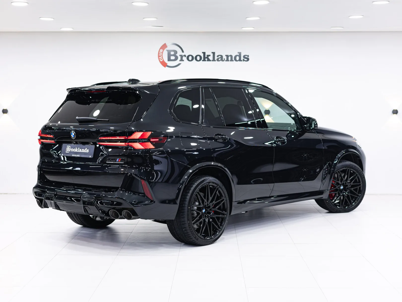 BMW X5 M Competition III (F95) Рестайлинг, 2024 — экстерьер, фото 4