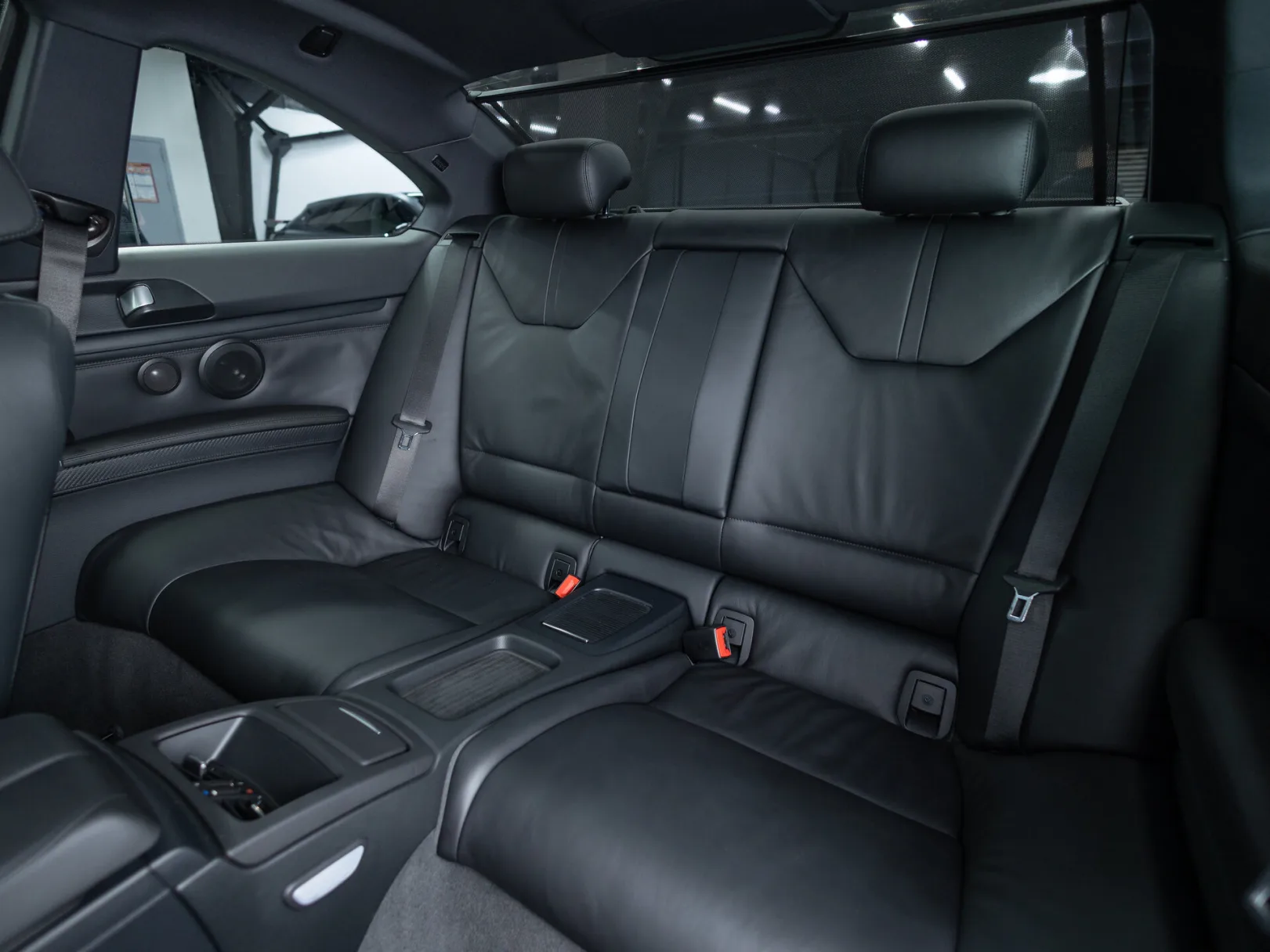 BMW M3 IV (E90), 2009 — экстерьер, фото 26