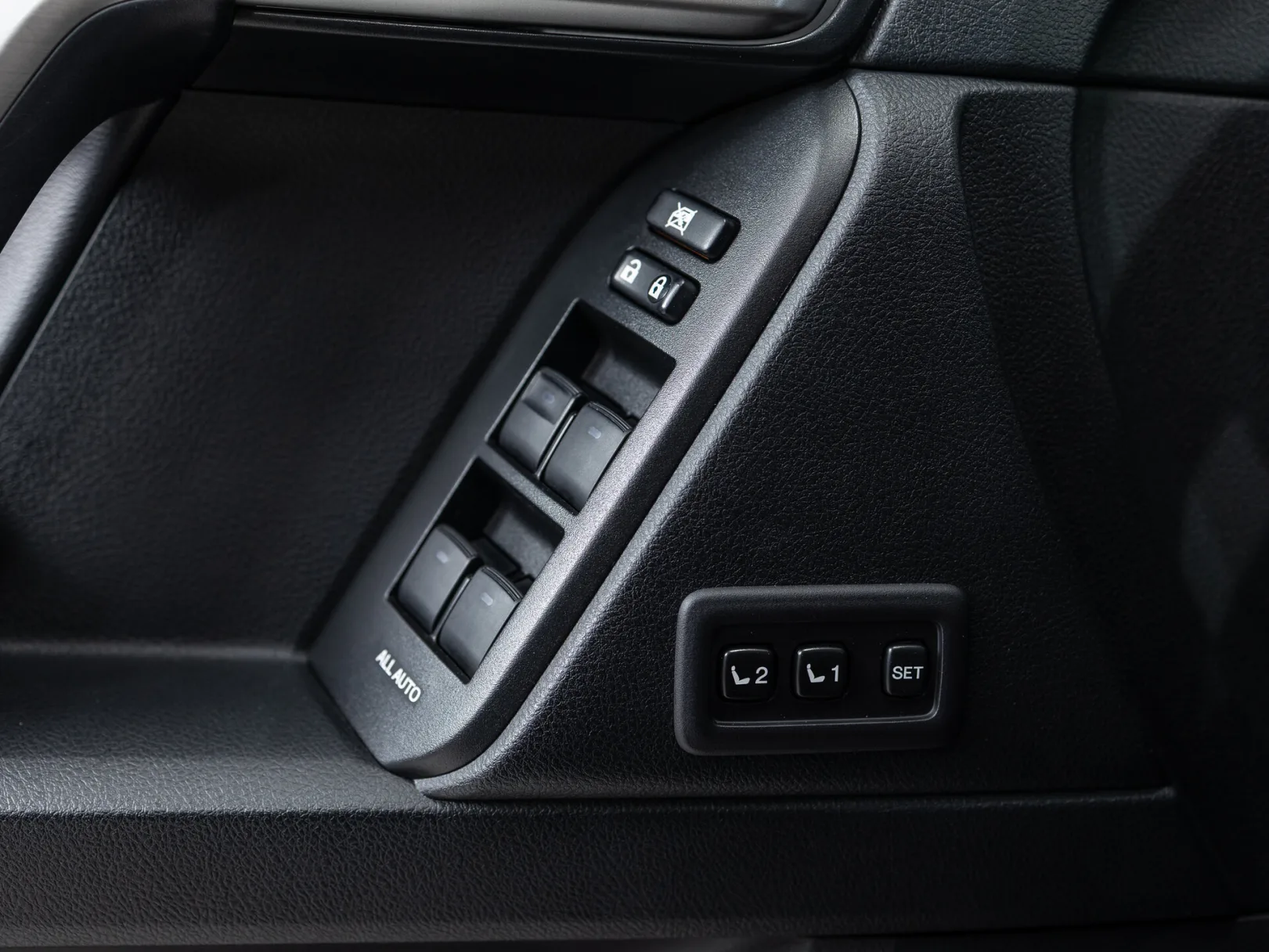 Toyota Land Cruiser Prado Люкс Safety 150 Series Рестайлинг 2, 2019 — экстерьер, фото 13