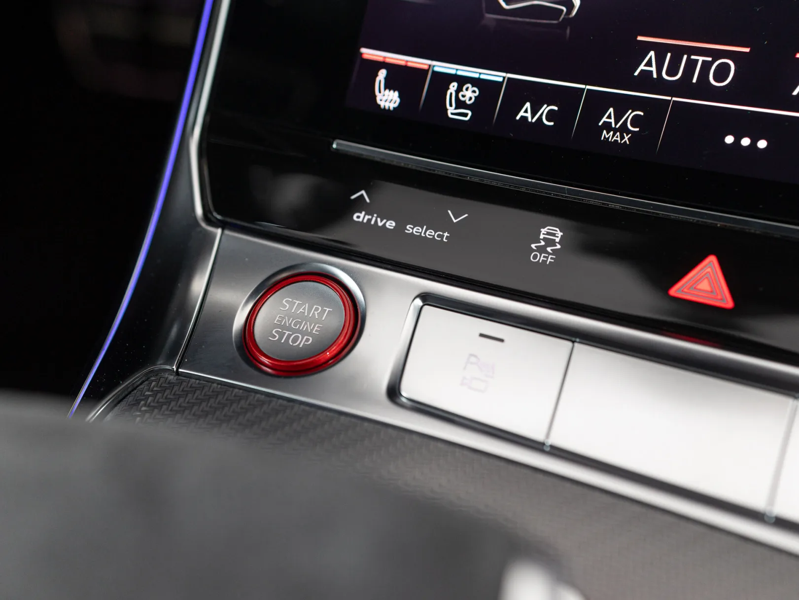 Audi RS 6 TFSI quattro IV (C8), 2020 — экстерьер, фото 22