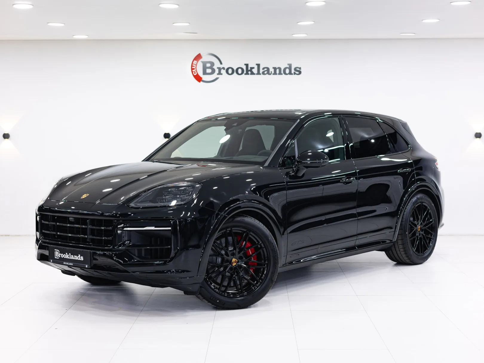 Porsche Cayenne GTS III Рестайлинг, 2025 — экстерьер, фото 1