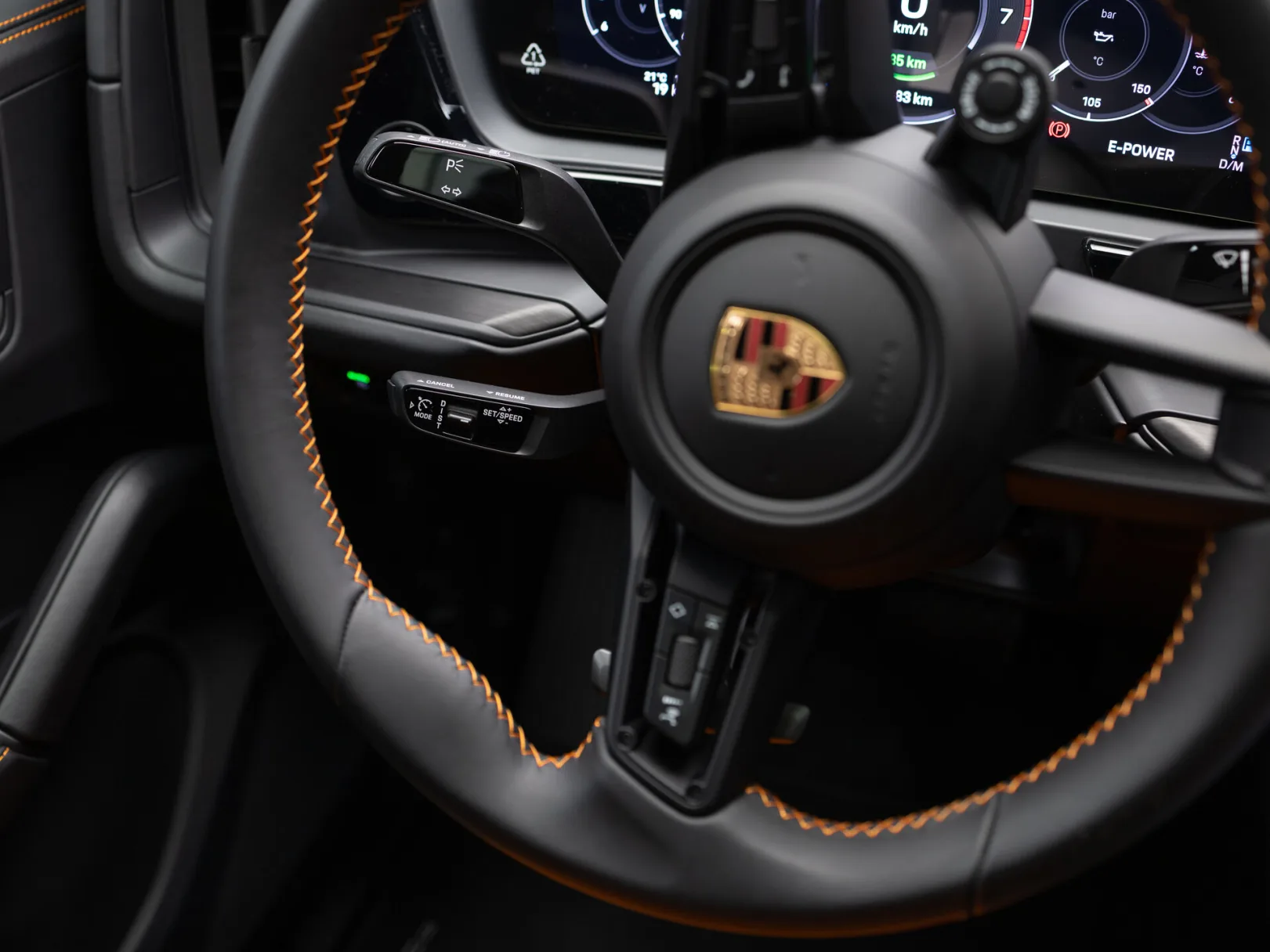 Porsche Cayenne E-Hybrid Coupé III Рестайлинг, 2026 — экстерьер, фото 17