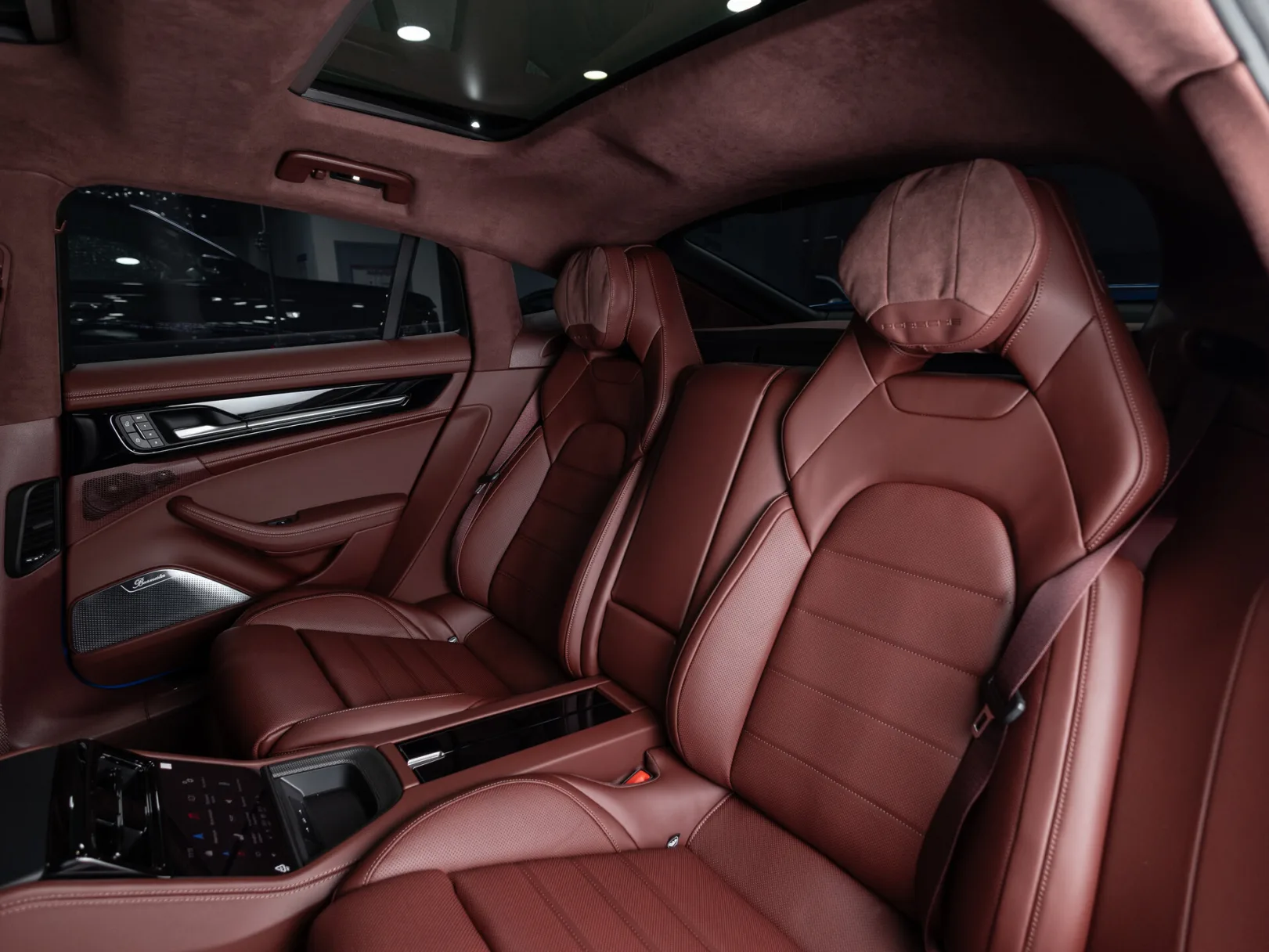 Porsche Panamera GTS III, 2026 — экстерьер, фото 34