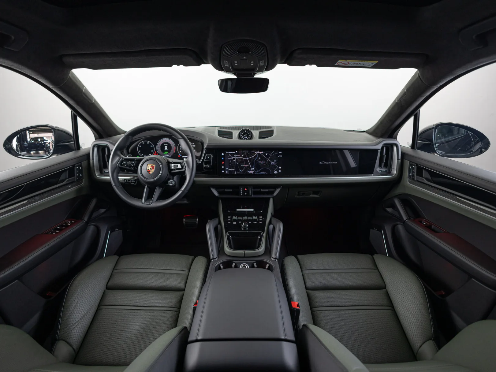 Porsche Cayenne Turbo E-Hybrid Coupé III Рестайлинг, 2024 — экстерьер, фото 32