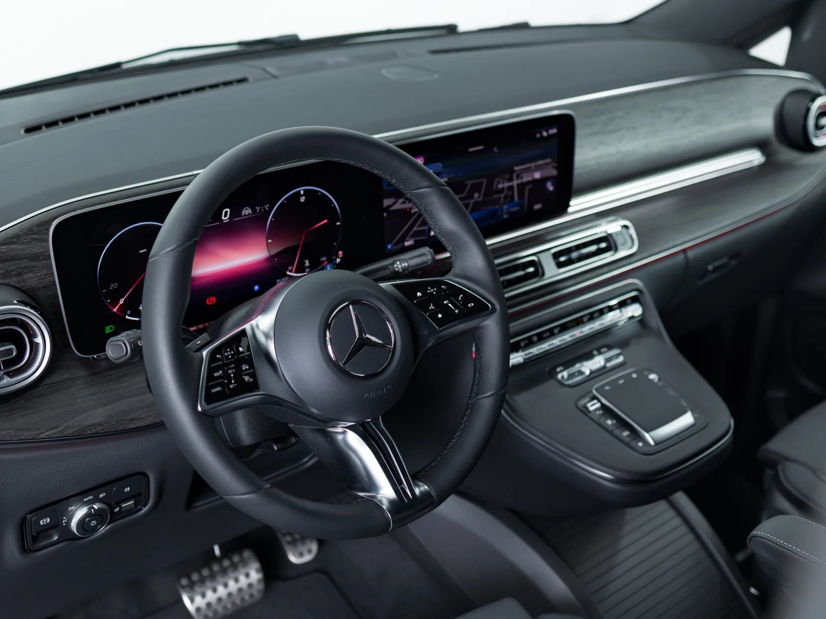 Mercedes-Benz V-Класс Exclusive III (W447) Рестайлинг 2, 2024 — экстерьер, фото 10