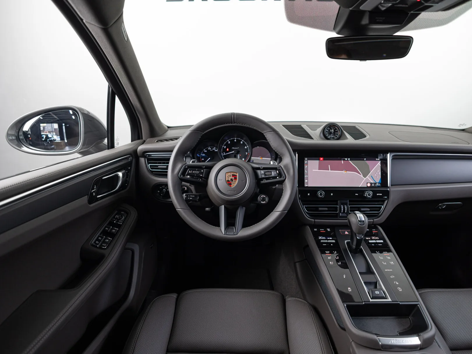 Porsche Macan T I Рестайлинг 2, 2025 — экстерьер, фото 12