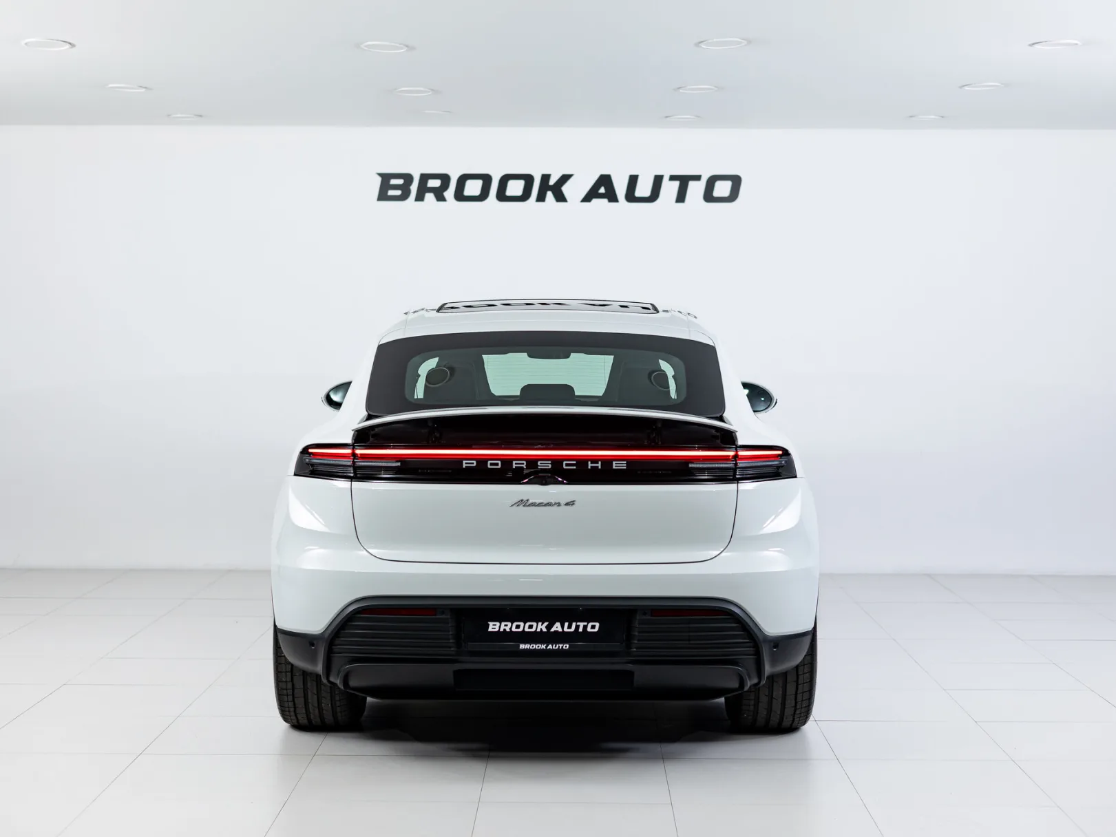 Porsche Macan II, 2024 — экстерьер, фото 5