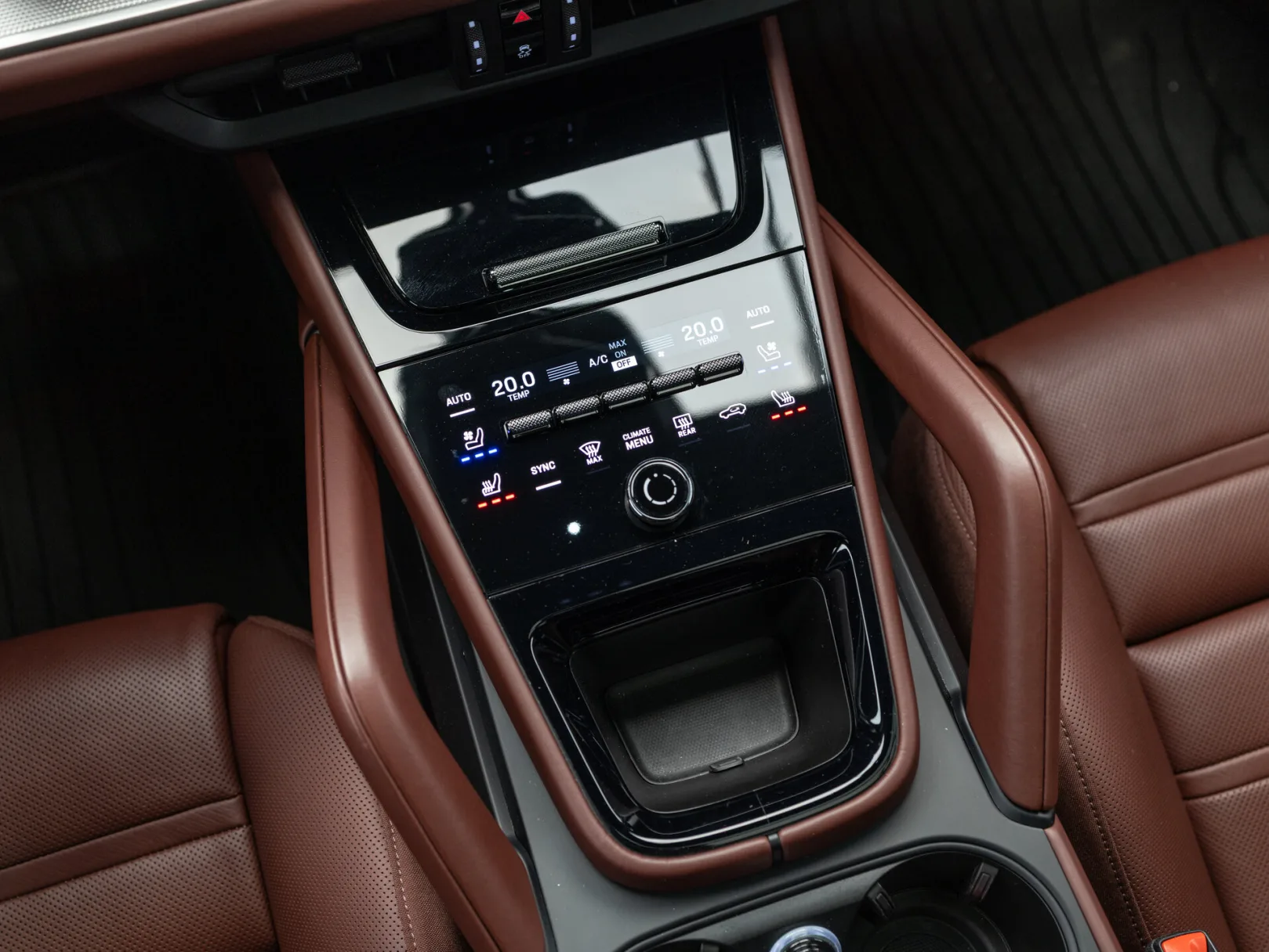 Porsche Cayenne Базовая III Рестайлинг, 2023 — экстерьер, фото 21