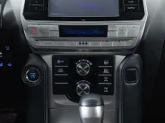 Toyota Land Cruiser Prado Престиж 150 Series Рестайлинг 2, 2020 — экстерьер, фото 18