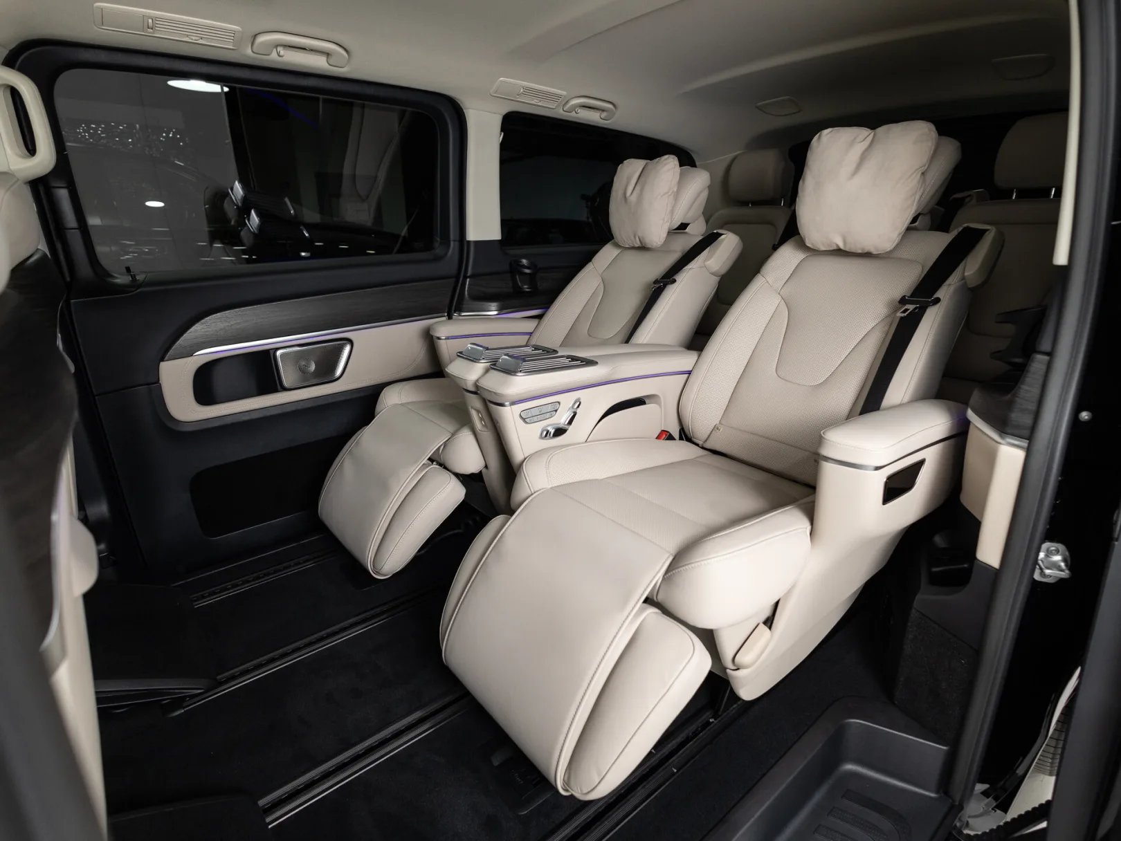Mercedes-Benz V-Класс Exclusive III (W447) Рестайлинг 2, 2026 — экстерьер, фото 7