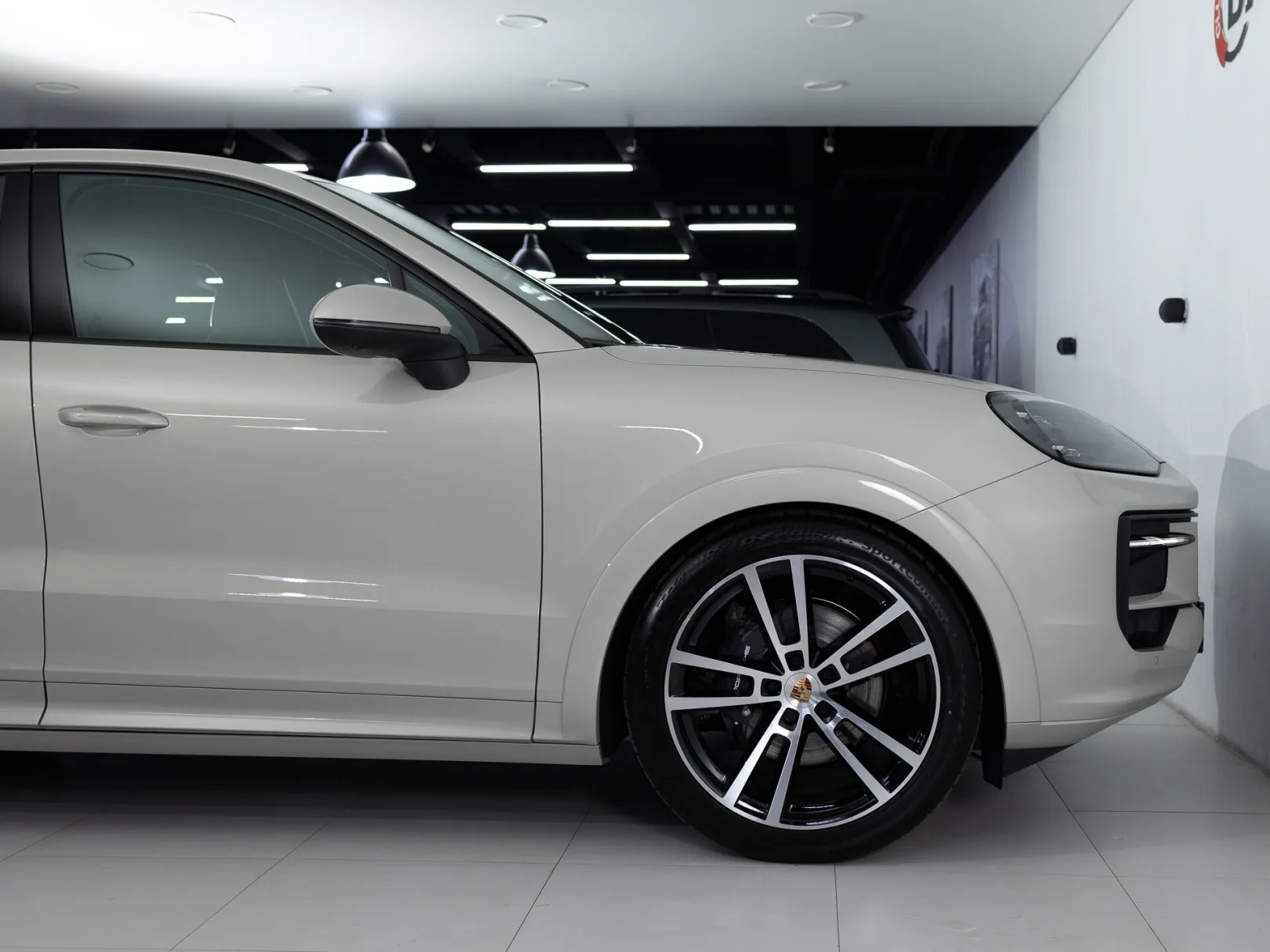 Porsche Cayenne Coupé III Рестайлинг, 2024 — экстерьер, фото 31