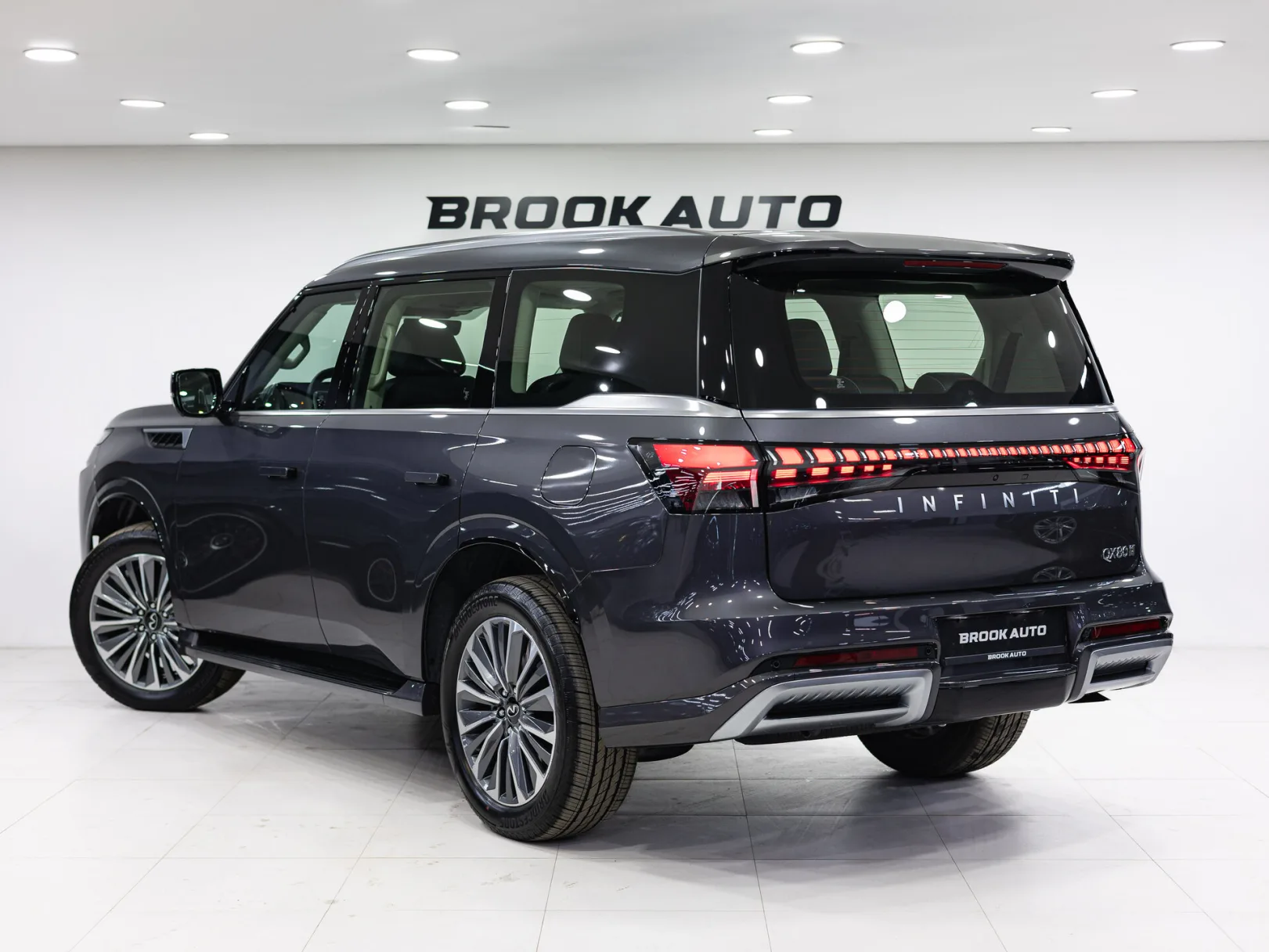 Infiniti QX80 Sensory II, 2026 — экстерьер, фото 4