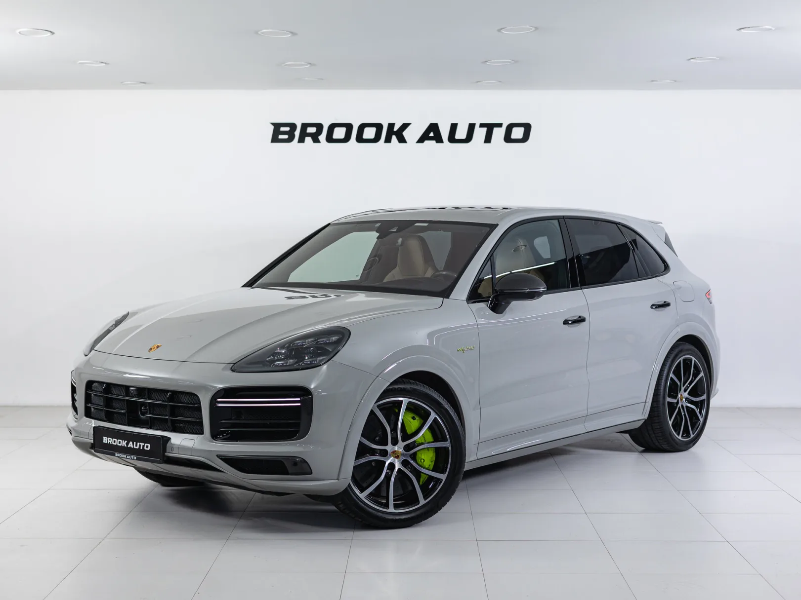 Porsche Cayenne Turbo S E-Hybrid III, 2020 — экстерьер, фото 1