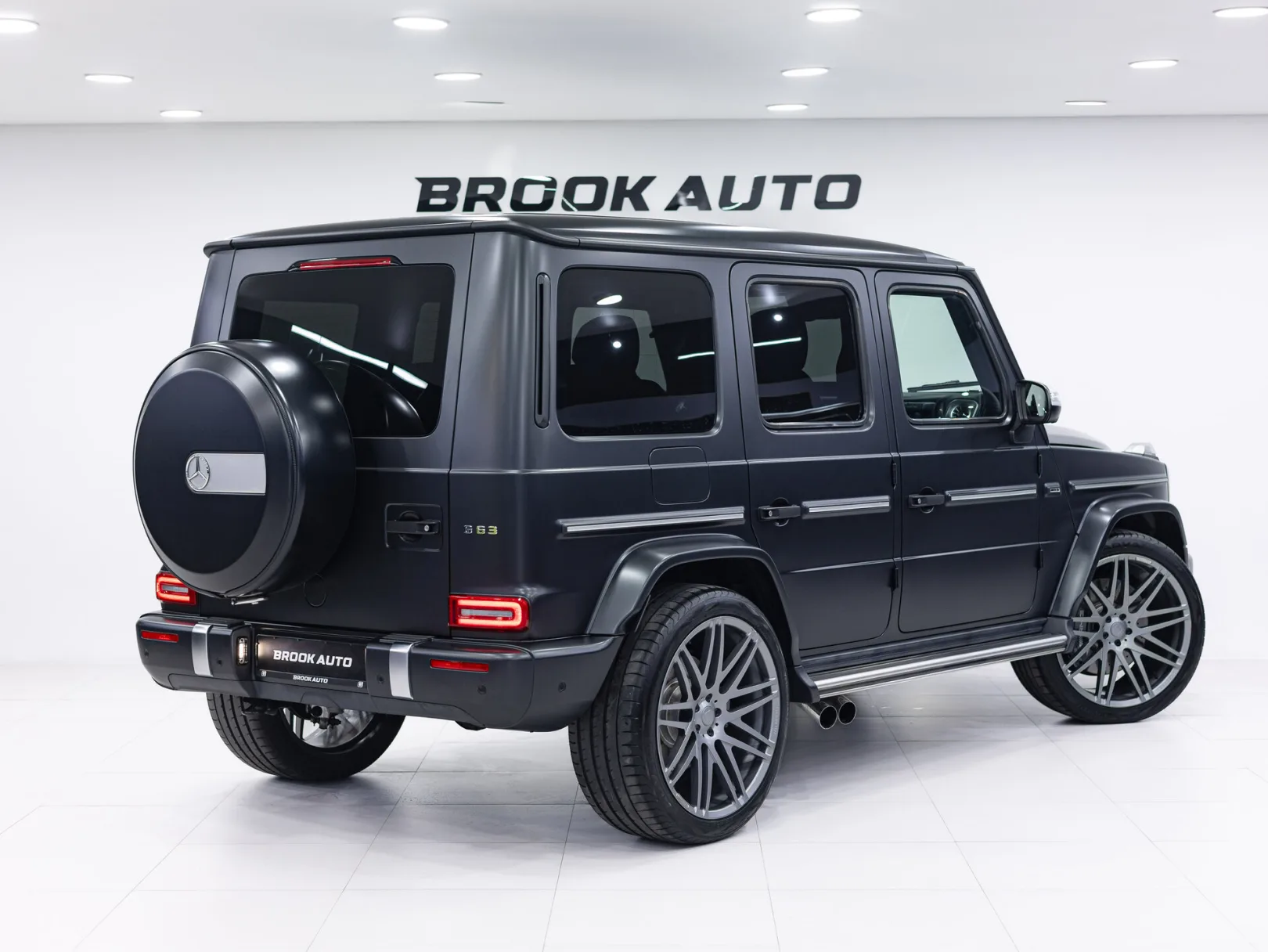 Mercedes-Benz G-Класс AMG G 63 II (W463), 2020 — экстерьер, фото 4