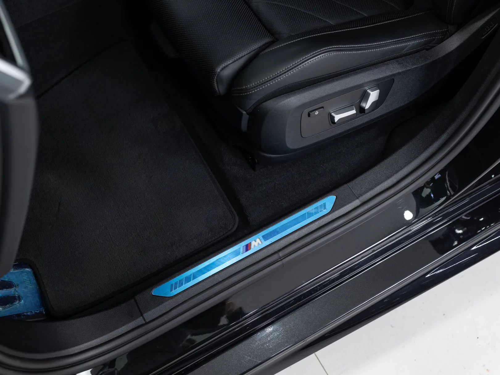 BMW X6 xDrive30d III (G06), 2022 — экстерьер, фото 11