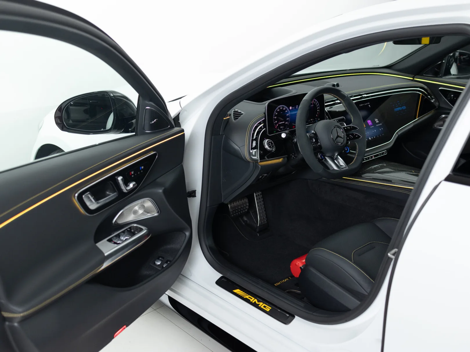 Mercedes-Benz E-Класс AMG E 53 4MATIC+ VI (W214), 2024 — экстерьер, фото 7