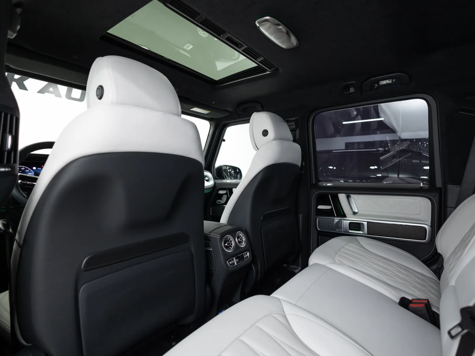 Mercedes-Benz G-Класс G 450 d AMG Line III (W465) Рестайлинг, 2025 — экстерьер, фото 27