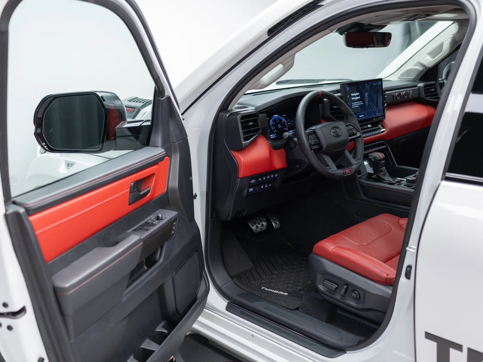 Toyota Tundra TRD Pro III, 2023 — экстерьер, фото 7