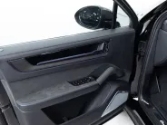 Porsche Cayenne III Рестайлинг, 2024 — экстерьер, фото 8