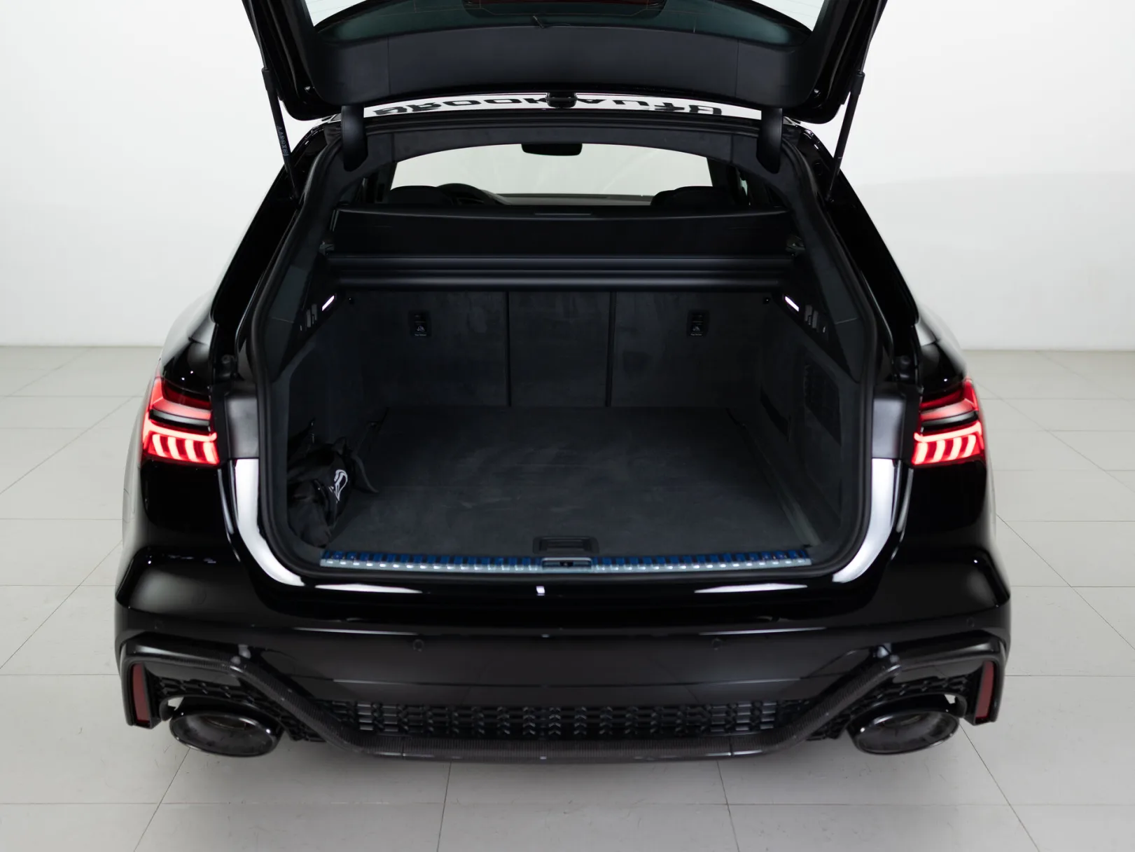 Audi RS 6 RS6 Avant performance IV (C8), 2025 — экстерьер, фото 29