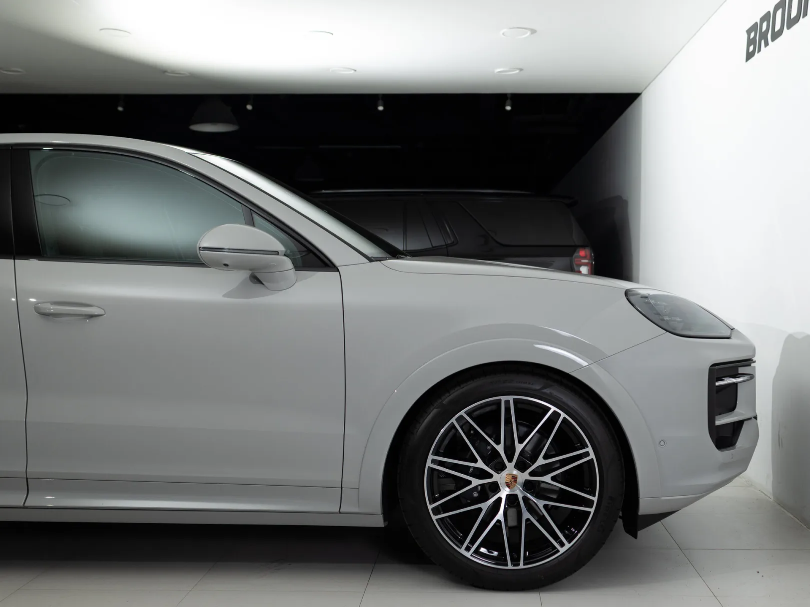 Porsche Cayenne Coupé III Рестайлинг, 2026 — экстерьер, фото 35