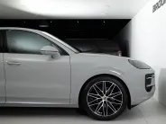 Porsche Cayenne Coupé III Рестайлинг, 2026 — экстерьер, фото 35