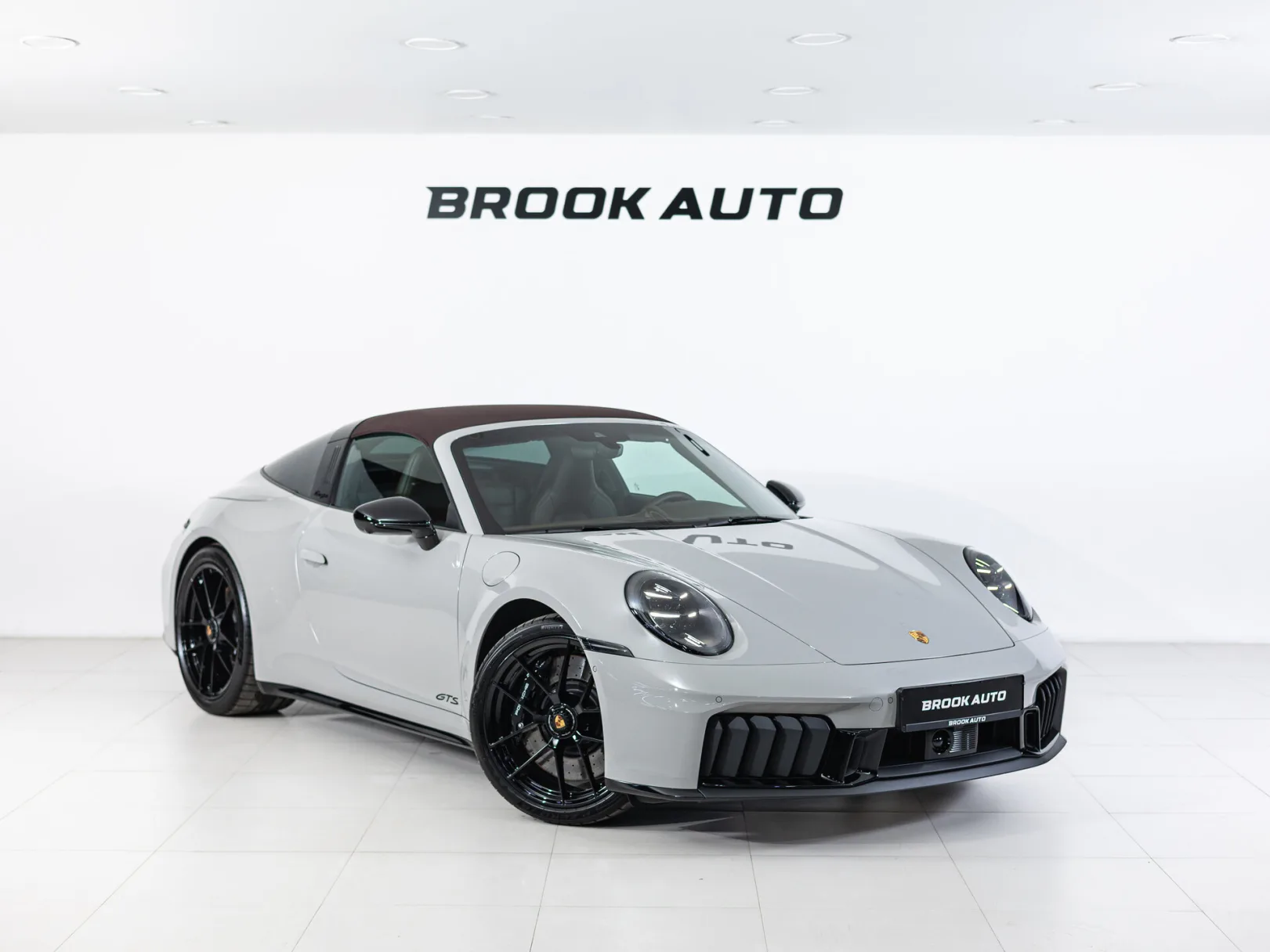 Porsche 911 Targa 4 GTS VIII (992) Рестайлинг, 2025 — экстерьер, фото 5