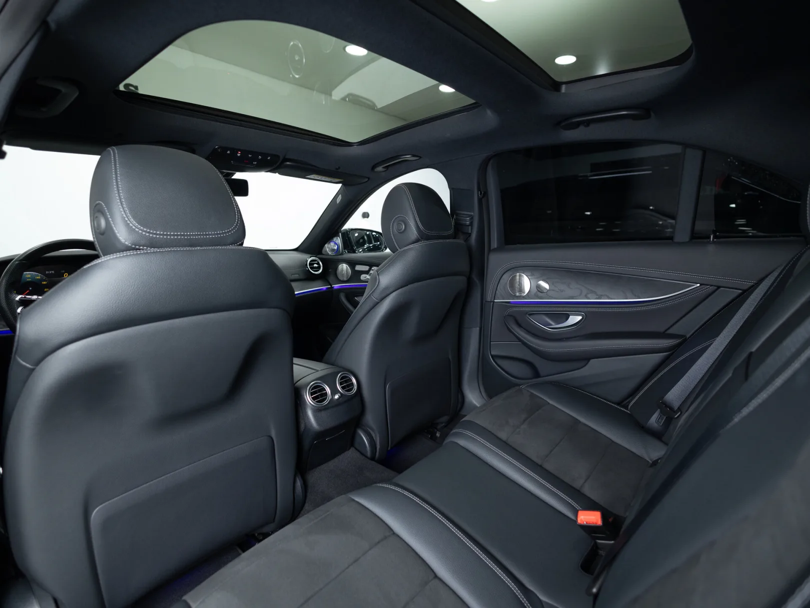Mercedes-Benz E-Класс E 350 d 4MATIC Sport Plus V (W213, S213, C238) Рестайлинг, 2021 — экстерьер, фото 24