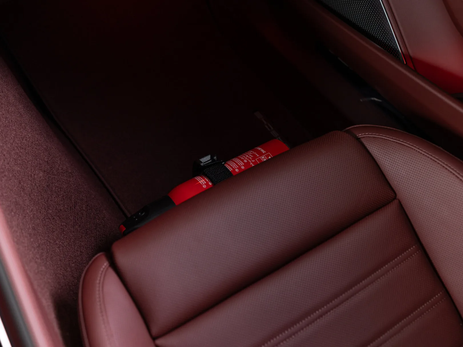 Porsche Panamera GTS III, 2025 — экстерьер, фото 23