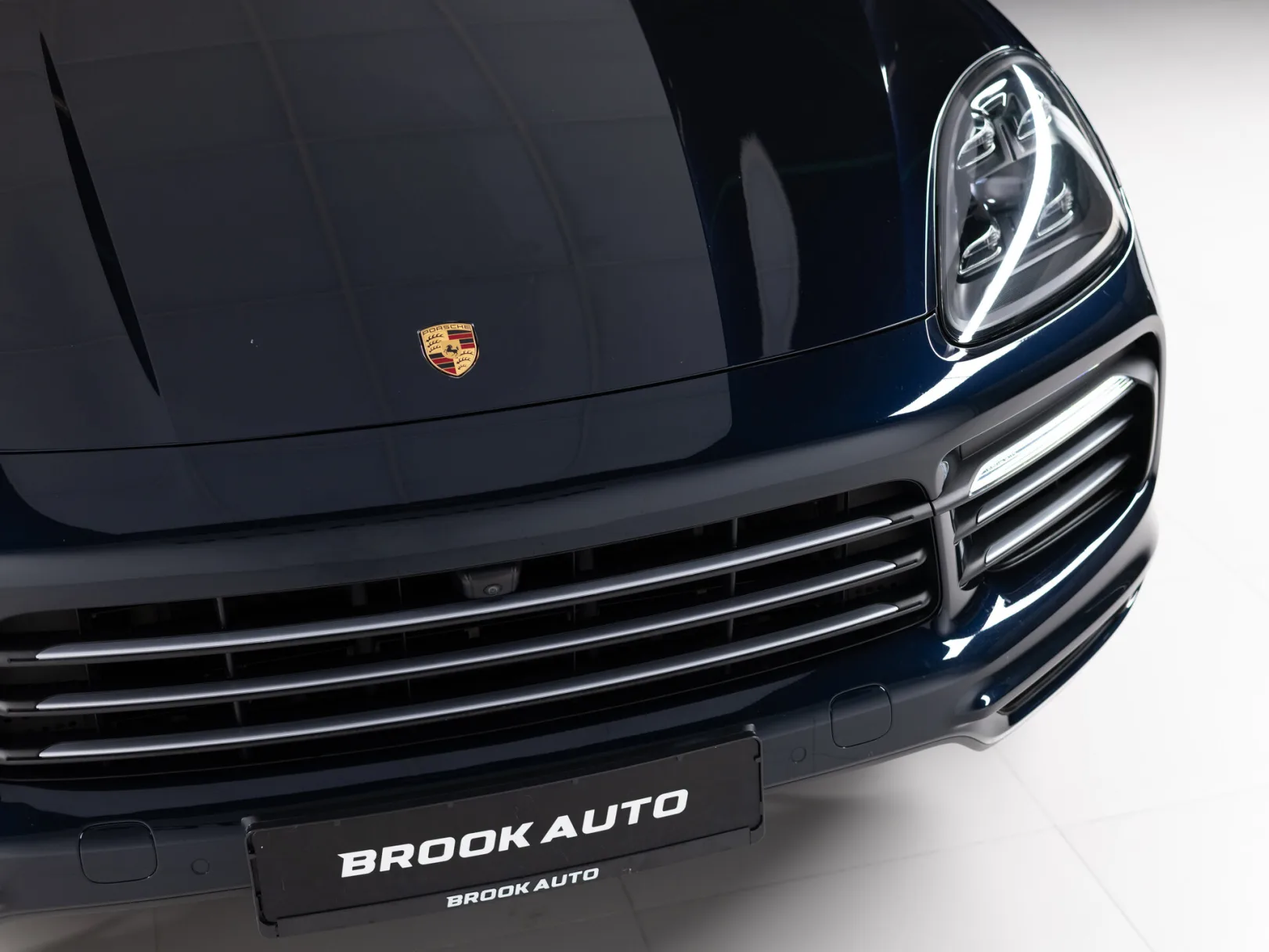 Porsche Cayenne Базовая III, 2018 — экстерьер, фото 23