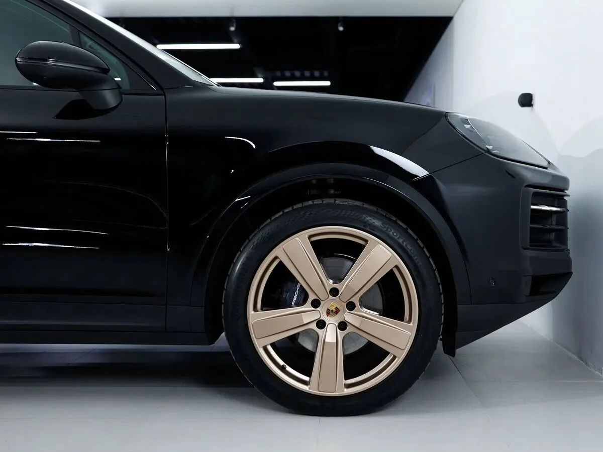 Porsche Cayenne Базовая III Рестайлинг, 2024 — экстерьер, фото 22