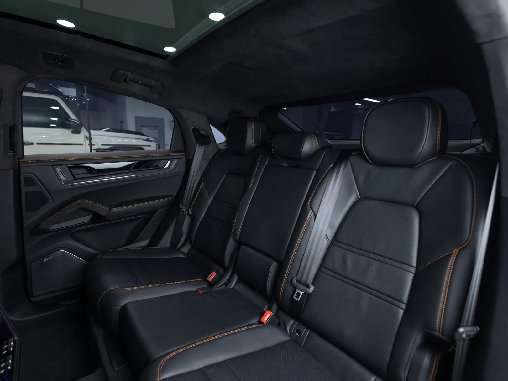 Porsche Cayenne GTS Coupé III Рестайлинг, 2025 — экстерьер, фото 28