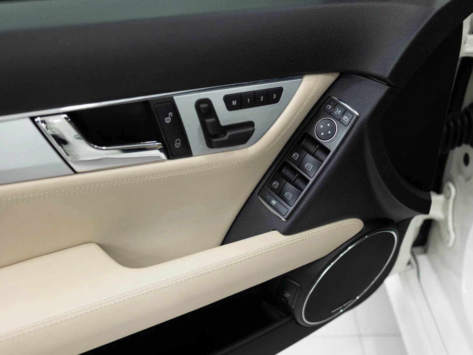 Mercedes-Benz C-Класс AMG III (W204), 2010 — экстерьер, фото 9
