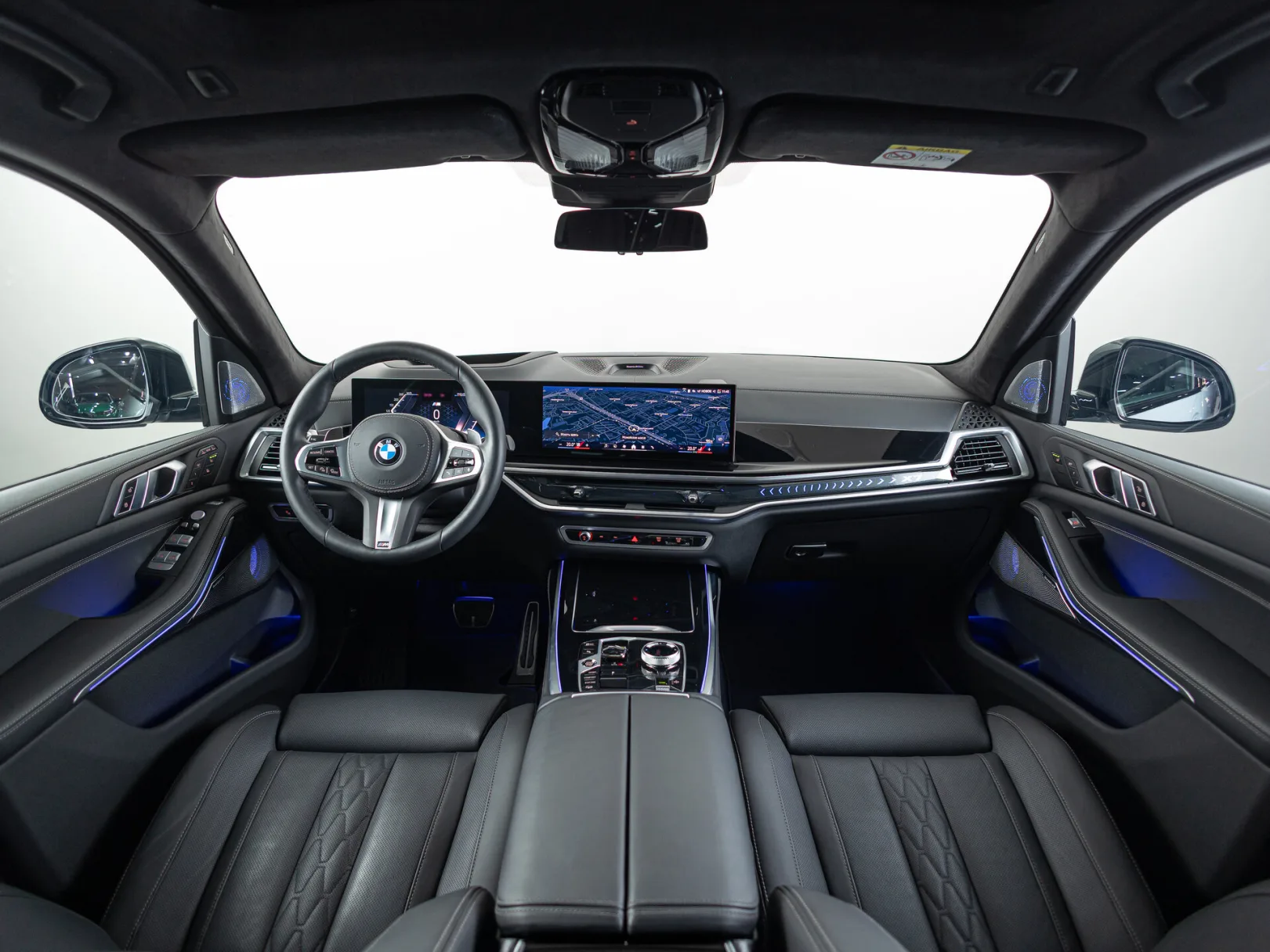 BMW X7 xDrive40d M Sport Pro I (G07) Рестайлинг, 2025 — экстерьер, фото 33