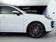 Porsche Cayenne Coupé III Рестайлинг, 2024 — экстерьер, фото 33