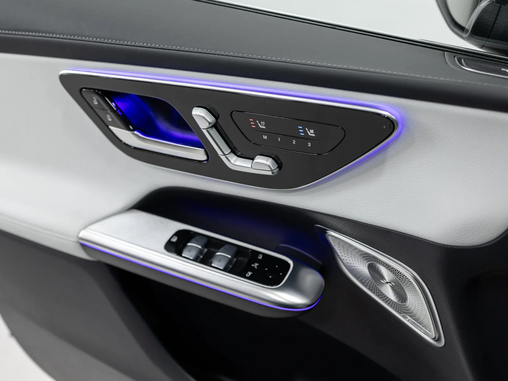 Mercedes-Benz GLC 300 4MATIC II (X254), 2025 — экстерьер, фото 9