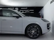 Porsche Cayenne Coupé III Рестайлинг, 2025 — экстерьер, фото 29