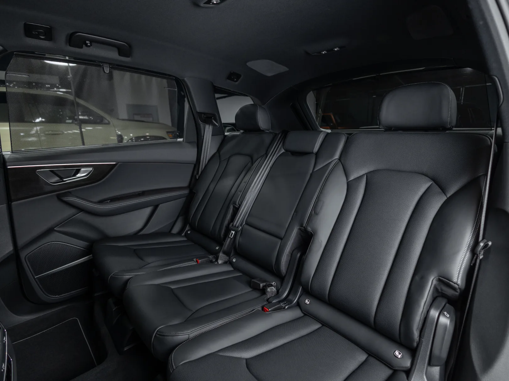 Audi Q7 55 TFSI quattro tiptronic II (4M) Рестайлинг 2, 2024 — экстерьер, фото 28