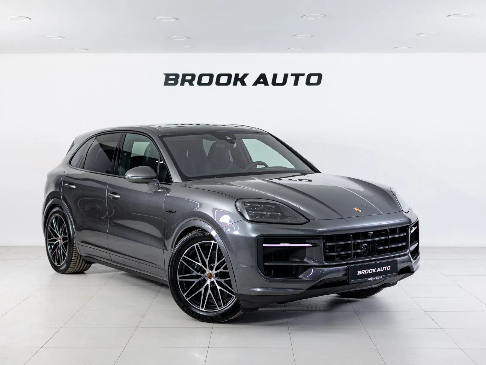 Porsche Cayenne E-Hybrid III Рестайлинг, 2026 — экстерьер, фото 3