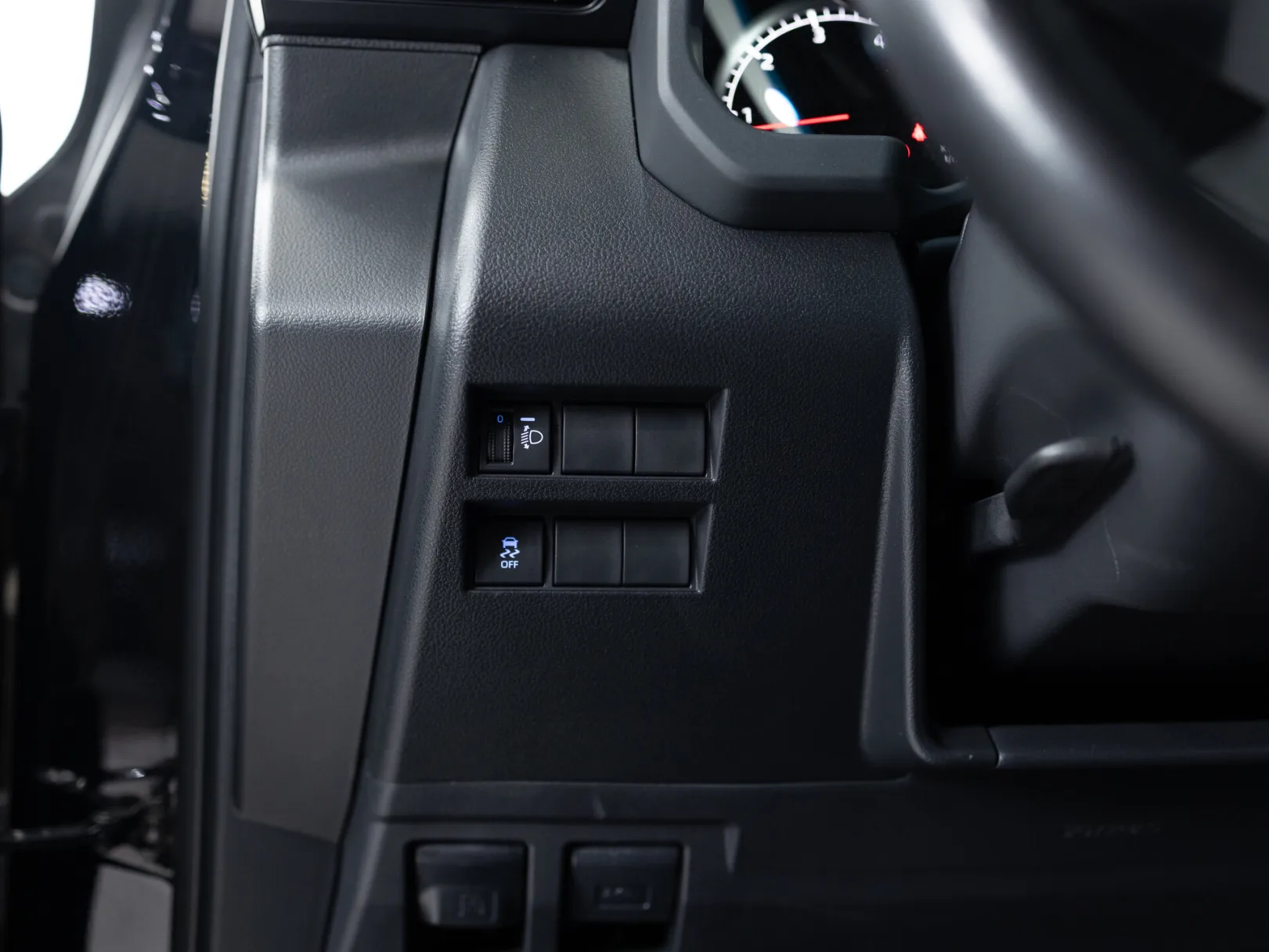Toyota Land Cruiser GXR 300 Series, 2022 — экстерьер, фото 13