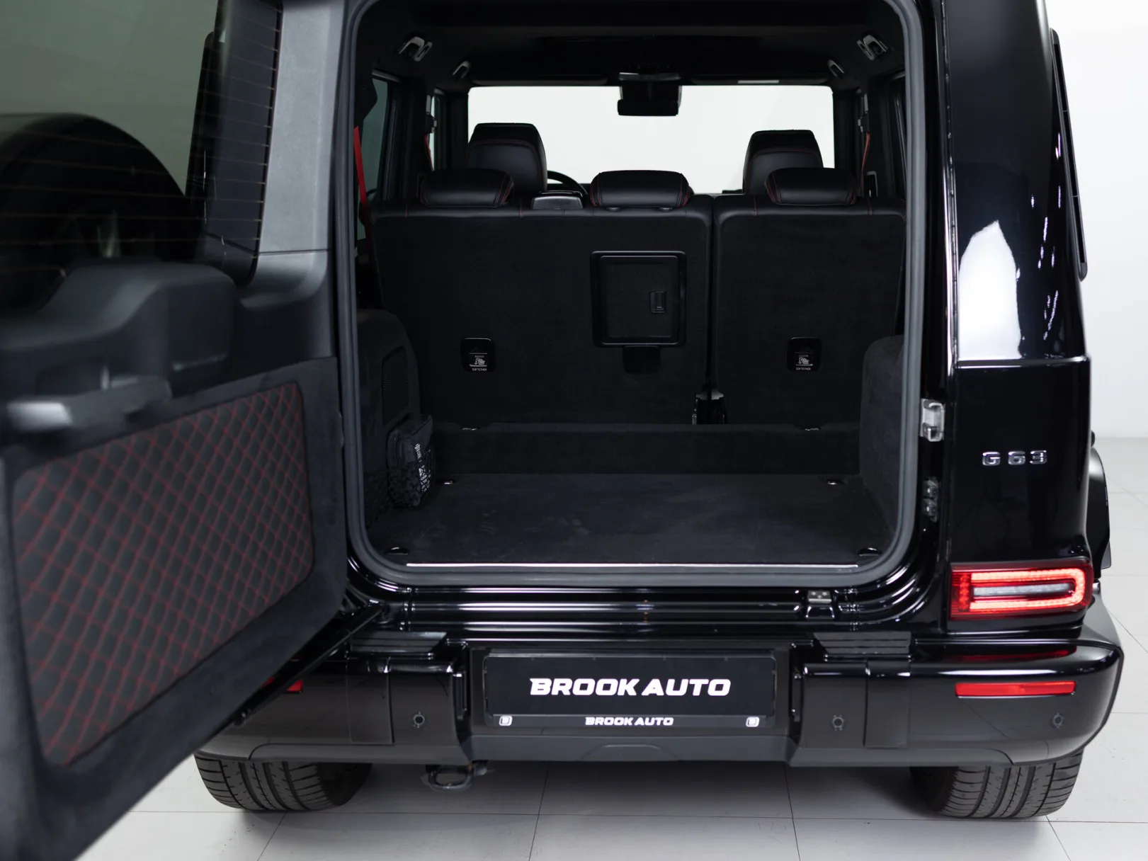 Mercedes-Benz G-Класс AMG G 63 II (W463), 2018 — экстерьер, фото 30