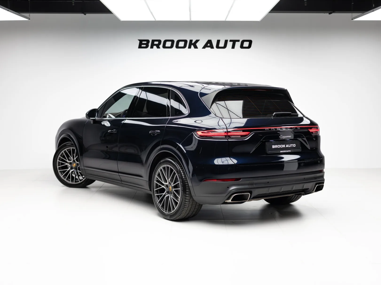 Porsche Cayenne Базовая III, 2018 — экстерьер, фото 6