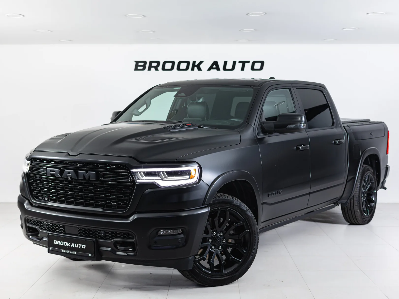 Ram 1500 Limited V Рестайлинг, 2024 — экстерьер, фото 1